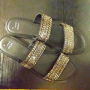 A. New Day Size: 8 Crystal Sandals